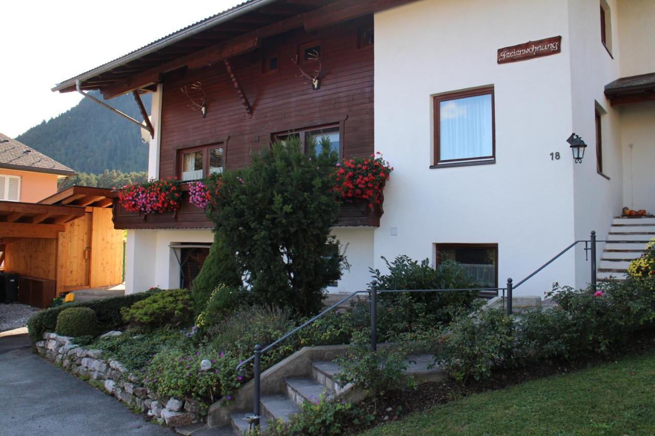 Apartamento Haus Thaler Obsteig Habitación foto